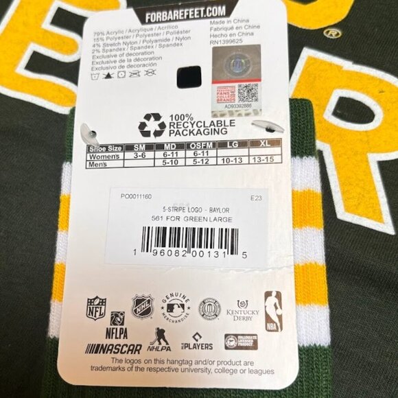 Men's T Shirt Line Up Team Color Baylor Bears XL NWOT & Large Socks - Picture 7 of 9